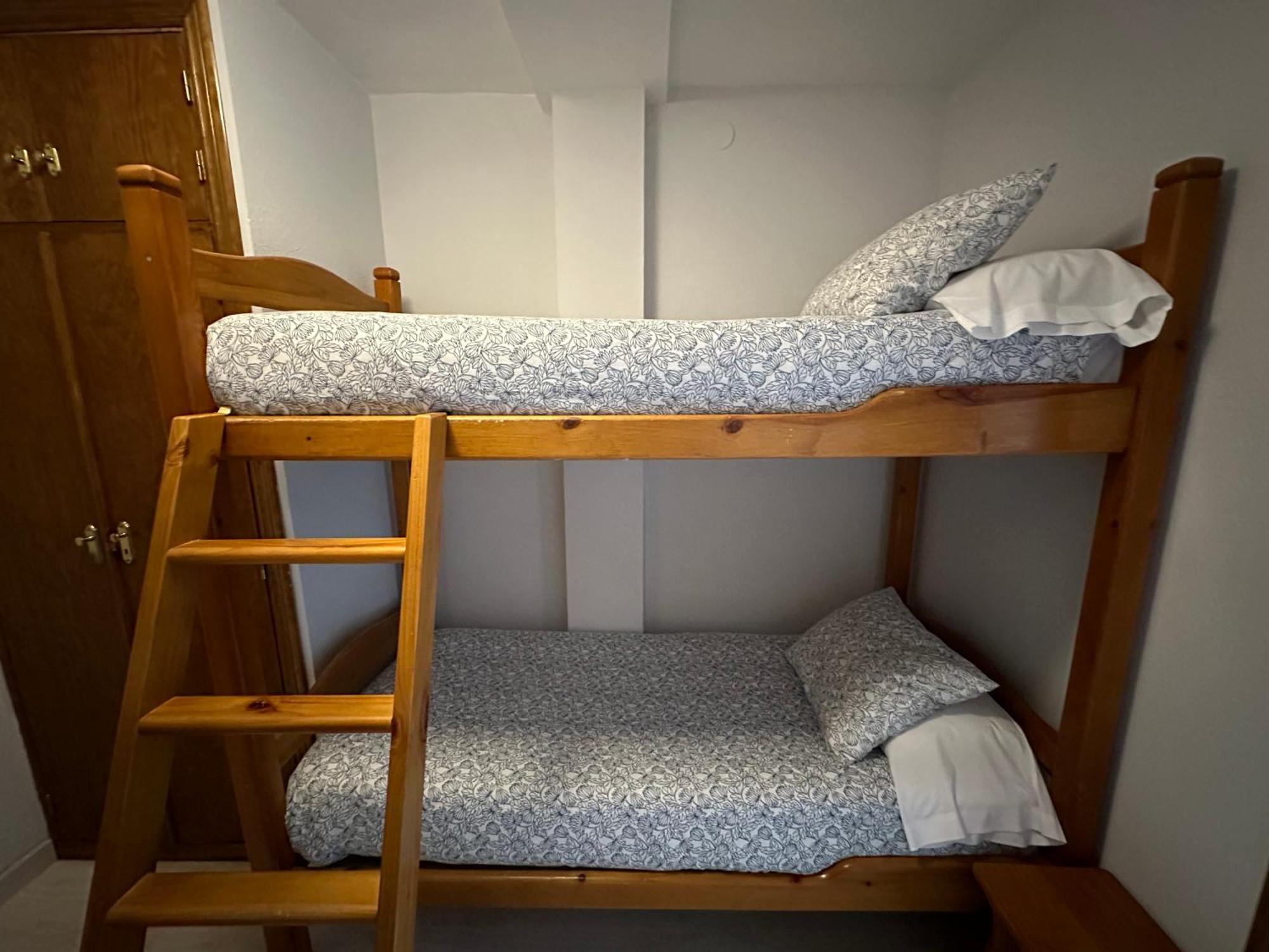Apartamentos Tirol Formigal Bagian luar foto