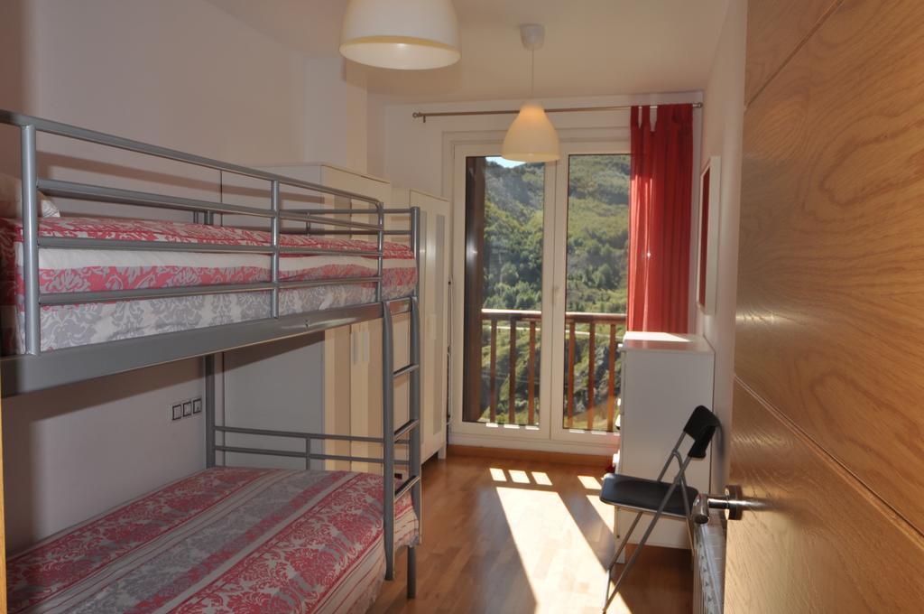 Apartamentos Tirol Formigal Bagian luar foto