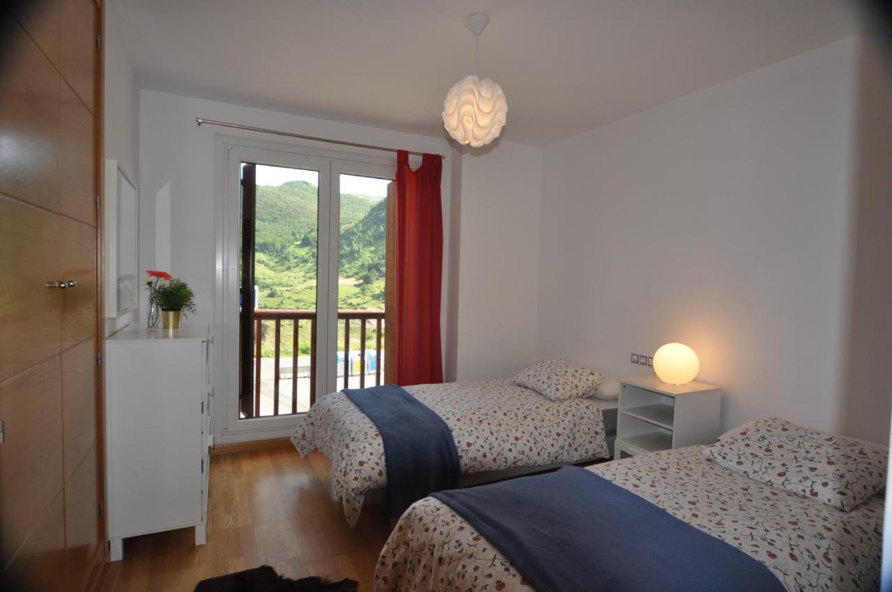 Apartamentos Tirol Formigal Bagian luar foto